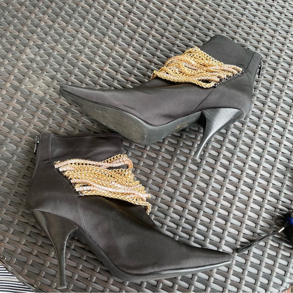 Jeffrey Campbell Chainge Satin Ankle Boots Size 9.5 - Picture 6 of 13